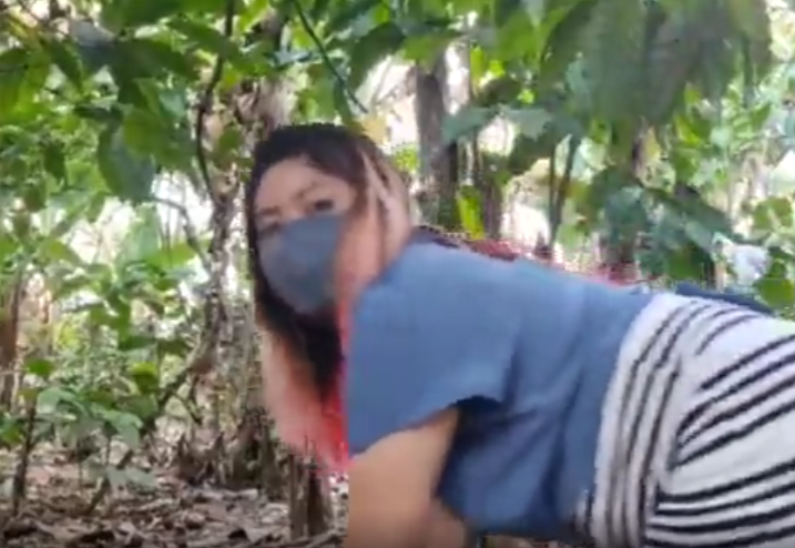 B0cil Mainin Uting T0ket Tante Yang Gede Buat Tante Makin Kelimax Dan Becek Parah