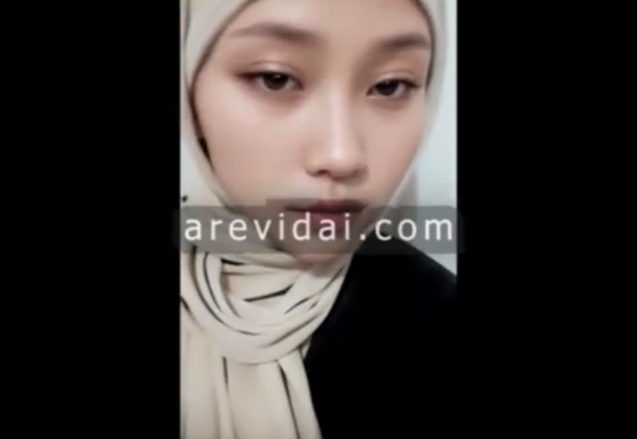 Enak Enak Sama Tante Gratisan Sambil NGelive Mau Nya Full Servis