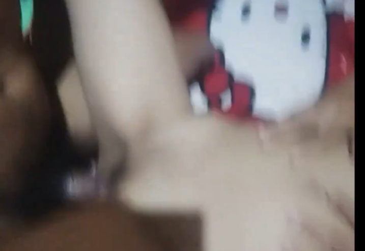 Indo Viral Pelayan Hotel Suruh Benerin TV Tergoda Tante T0brut Yang Lagi Ganti Baju